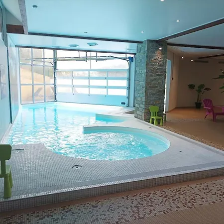 Les Campanules Piscine Rando Velo